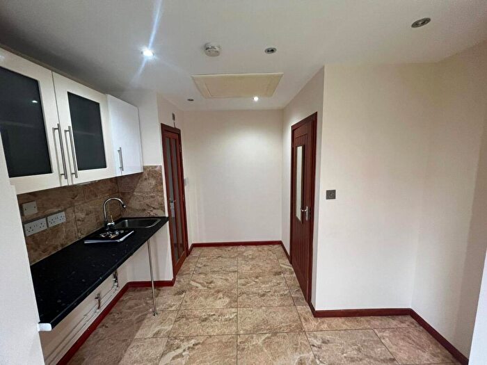 Studio To Rent In Carshalton, SM5