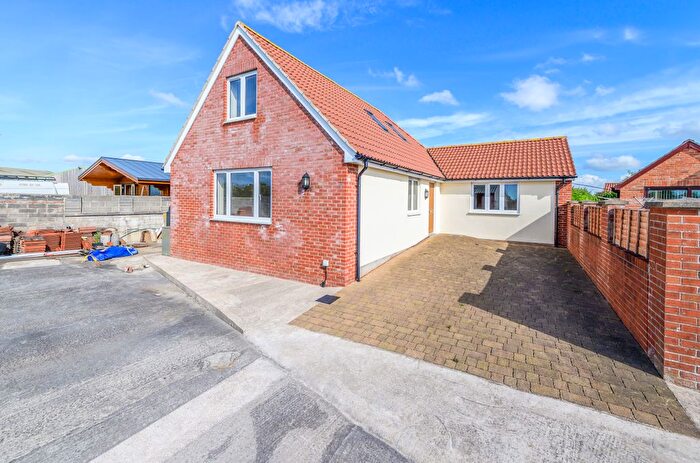 3 Bedroom Detached House For Sale In Withy Road, West Huntspill, Highbridge, Somerset, TA9