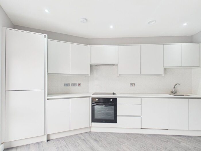 1 Bedroom Flat To Rent In King Edwards Road, Barking, IG11