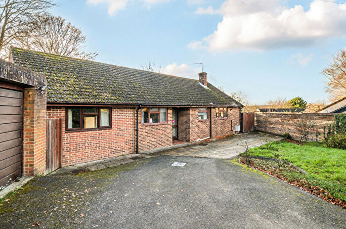 3 Bedroom Bungalow For Sale In Sherbrooke Close, Kings Worthy, Winchester, Hampshire, SO23