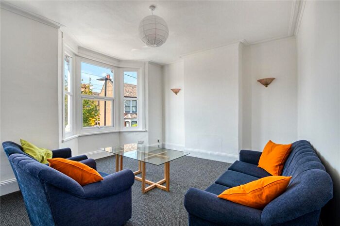 1 Bedroom Apartment To Rent In Ranelagh Road, Tottenham, London, N17