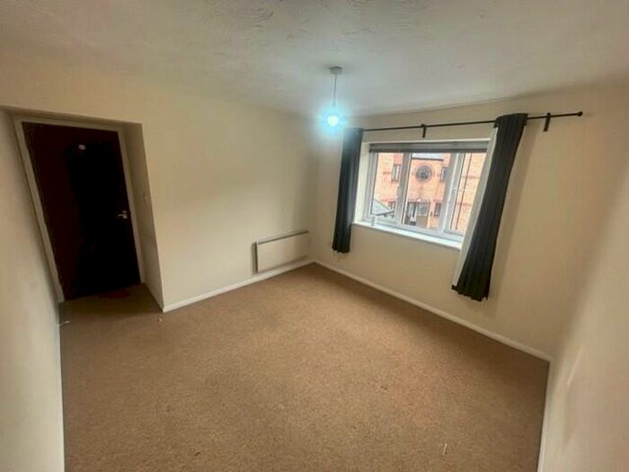 2 Bedroom Flat To Rent In Barnes Court, Whitley Mead, Stoke Gifford, BS34