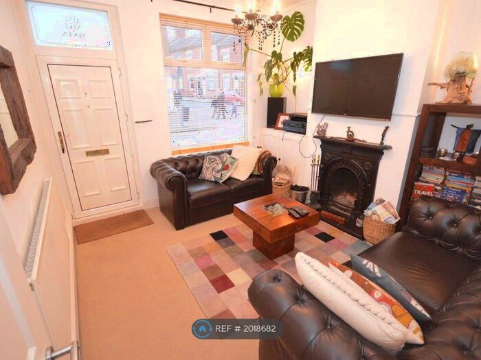 2 Bedroom Terraced House To Rent In Avenue Road Extension, Leicester, LE2