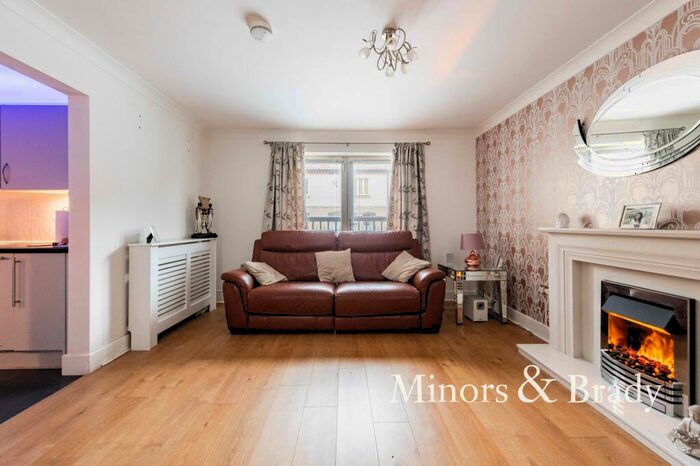 2 Bedroom Apartment To Rent In East Bank, Wherry Road, NR1