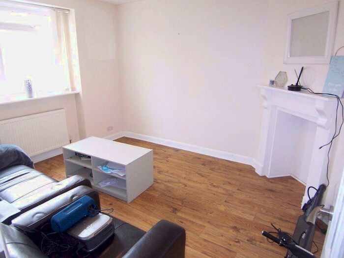 2 Bedroom Apartment To Rent In Bereford Road, New Malden, KT3