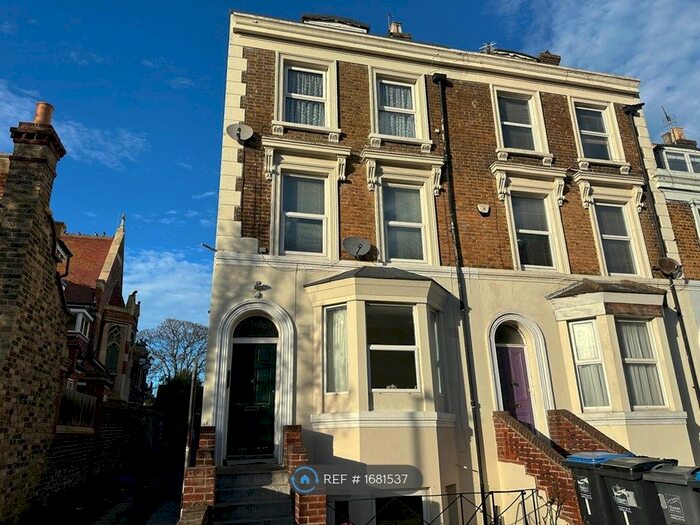1 Bedroom Flat To Rent In Clarendon Gardens, Ramsgate, CT11