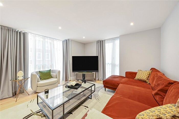 4 Bedroom Apartment To Rent In Baker Street, London, NW1