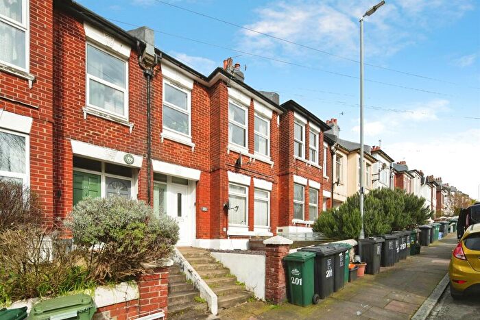 2 Bedroom Flat For Sale In Bear Road, Brighton, BN2