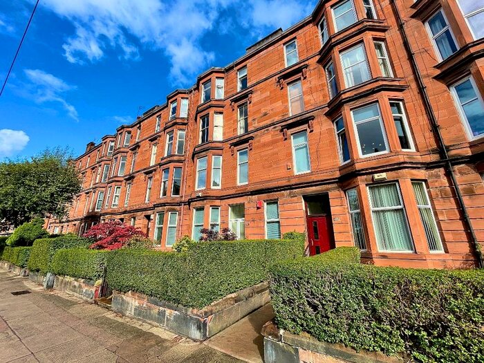 2 Bedroom Flat To Rent In Crow Road, Broomhill, Glasgow, G11
