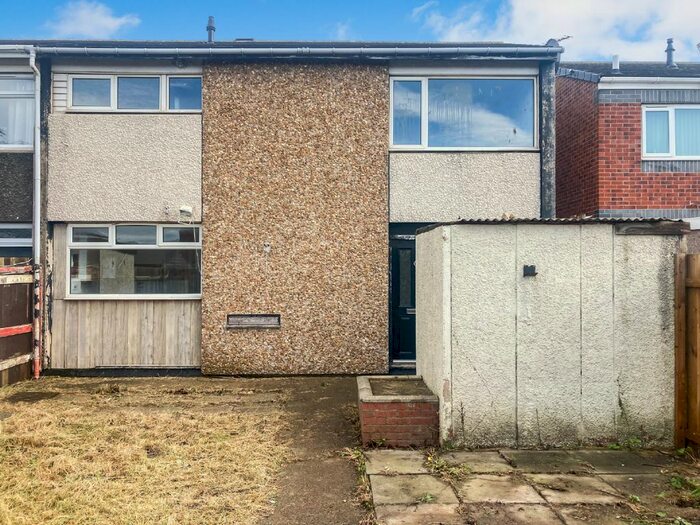 3 Bedroom End Of Terrace House For Sale In Dalby Close, Redcar, TS10