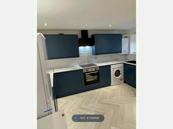 3 Bedroom Flat To Rent In King Street, Wallasey, CH44