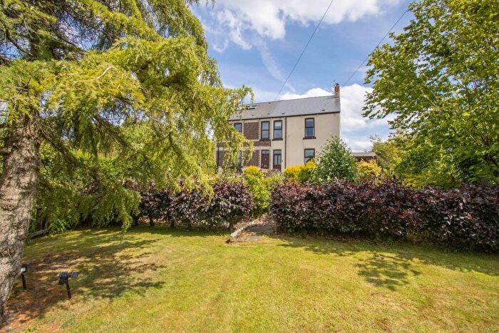 3 Bedroom Semi-Detached House For Sale In Kelloe Villas, Kelloe, Durham, DH6
