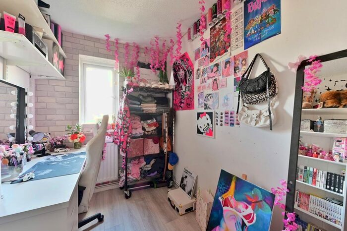 1 Bedroom Flat To Rent In Upper Richmond Road, Putney, London, SW15