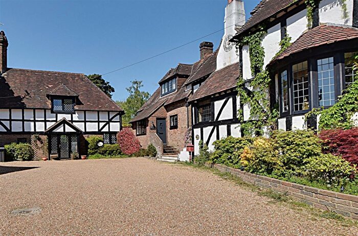 3 Bedroom Semi-Detached House For Sale In Sandhurst Lane, Bexhill-On-Sea, TN39