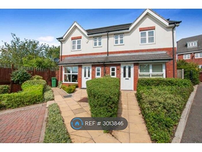 3 Bedroom Semi Detached House To Rent In Berwick Gardens, Sutton, SM1