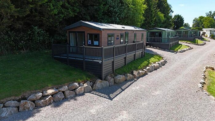 3 Bedroom Mobile Home For Sale In Victory Ashberry, Carnforth, Lancashire, LA6