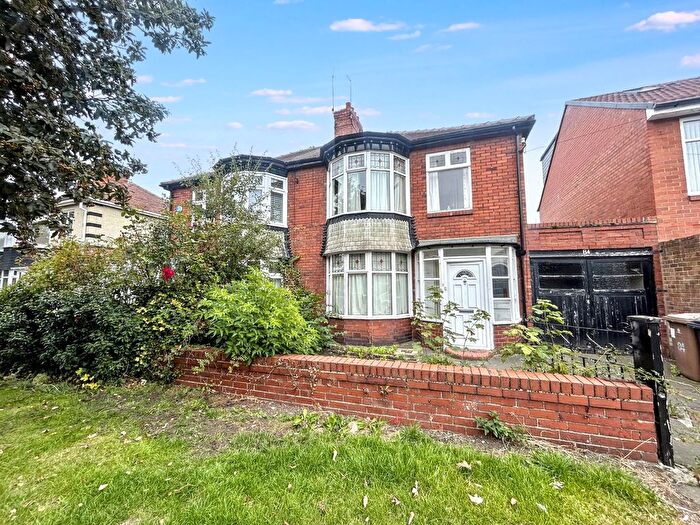3 Bedroom Semi-detached House For Sale In Marden Road South, Whitley Bay, NE25
