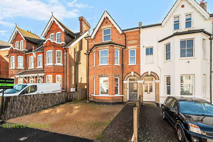 1 Bedroom Apartment For Sale In Woodstock Road, Croydon, CR0