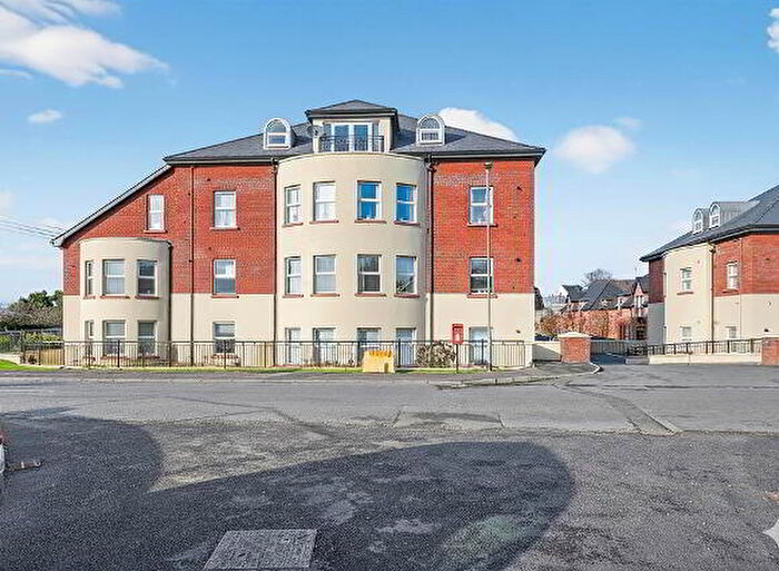 3 Bedroom Apartments For Sale In Apt, Baronscourt Manor, Belfast, BT8