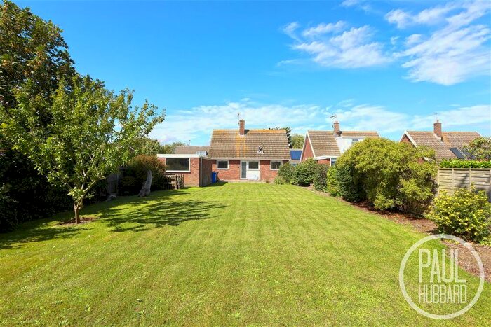 3 Bedroom Chalet To Rent In Landspring Lane, Lowestoft, NR33