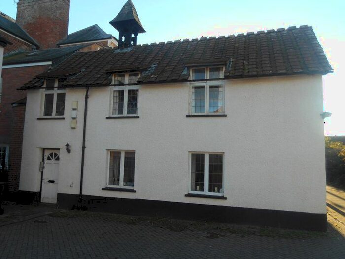 1 Bedroom Flat To Rent In Countess Wear Road, Exeter, EX2
