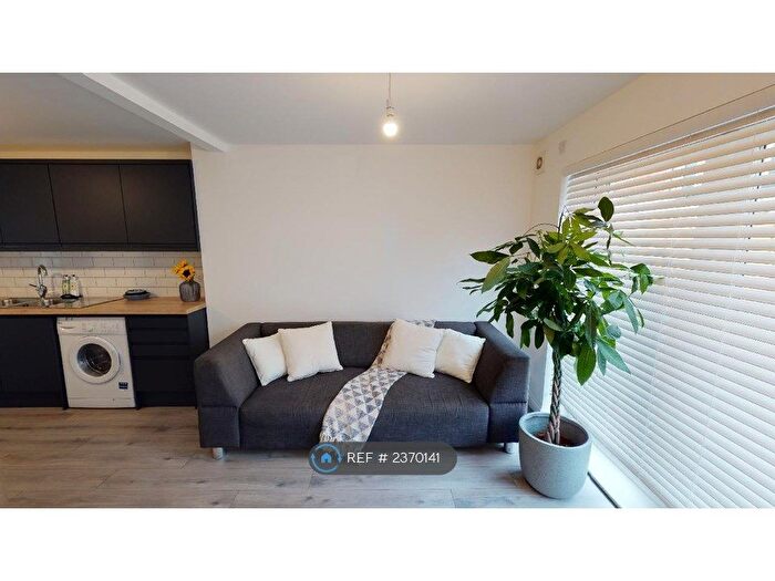 7 Bedroom Terraced House To Rent In St. Pauls Road, Southsea, PO5