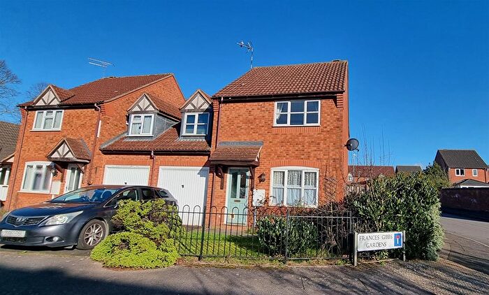 3 Bedroom Property For Sale In Frances Gibbs Gardens, Whitnash, Leamington Spa, CV31