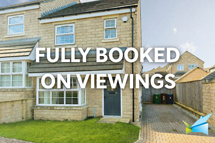 3 Bedroom Semi Detached House To Rent In Galloway Grange, Pudsey, LS28