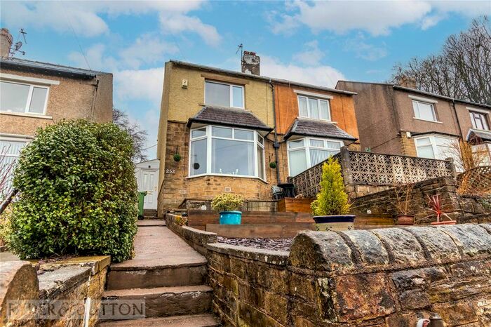 3 Bedroom Semi-Detached House For Sale In Penistone Road, Kirkburton, Huddersfield, West Yorkshire, HD8
