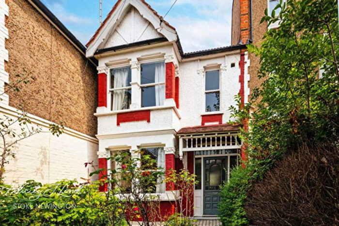 4 Bedroom Terraced House For Sale In Barry Avenue, London, N15