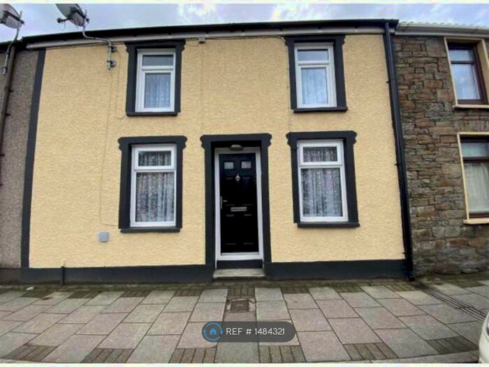 2 Bedroom Terraced House To Rent In Cardiff Road, Aberdare, CF44