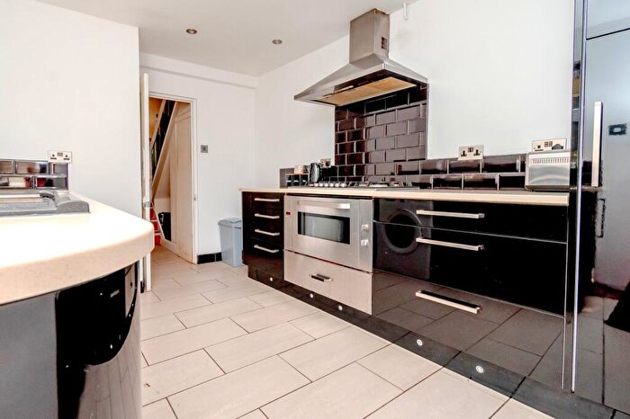 5 Bedroom Terraced House For Sale In Victoria Road, Folkestone, CT19