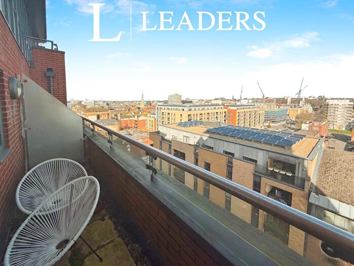 2 Bedroom Apartment To Rent In Oceana Boulevard, Southampton, SO14