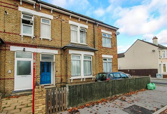 1 Bedroom Apartment To Rent In Sydenham Road, Croydon, CR0