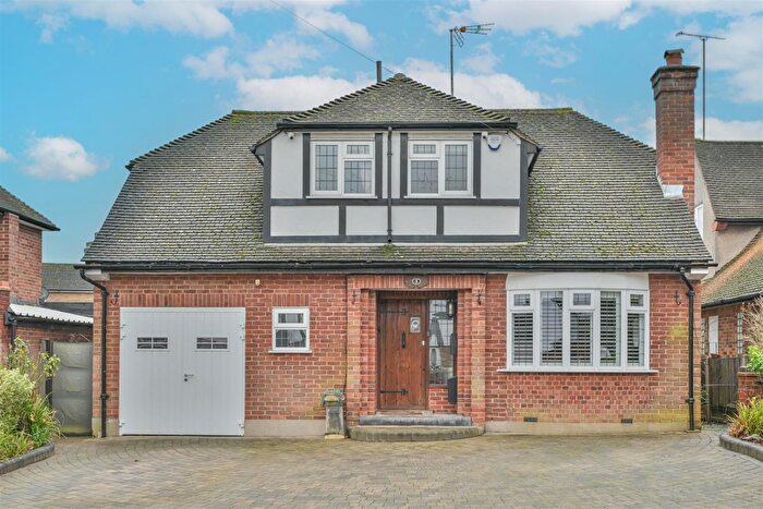3 Bedroom Detached House For Sale In St. Nicholas Grove, Ingrave, Brentwood, CM13