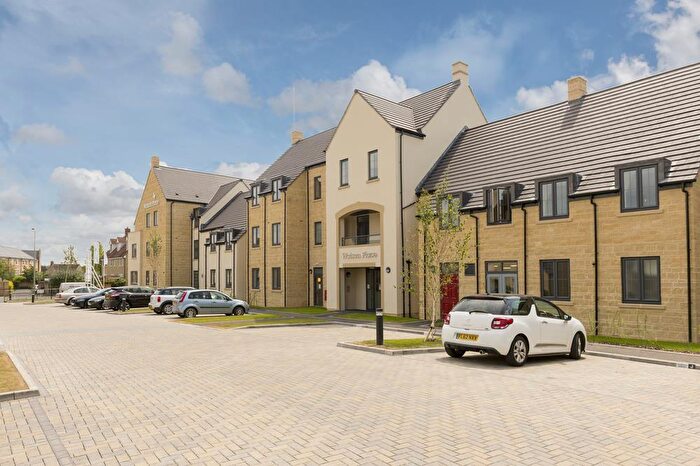 2 Bedroom Apartment For Sale In Watson Place, Trinity Road, Chipping Norton, Oxfordshire, OX7