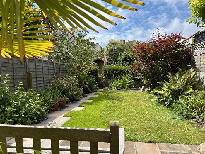 1 Bedroom Flat To Rent In Redland Road, Bristol, BS6