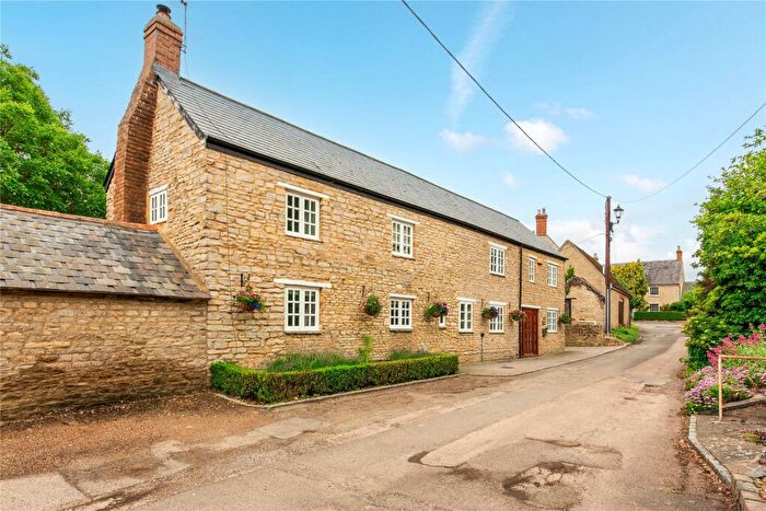 4 Bedroom Detached House For Sale In Pevers Lane, Weston Underwood, Buckinghamshire, MK46