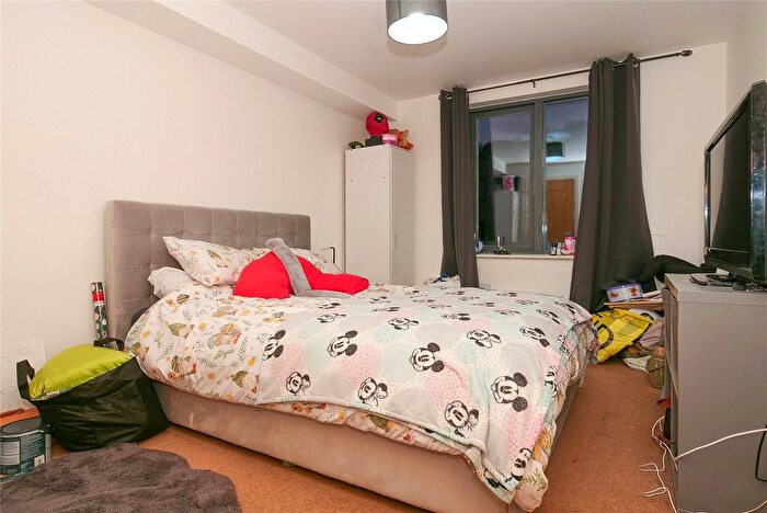 2 Bedroom Flat For Sale In Albert Street, Baildon, Shipley, West Yorkshire, BD17