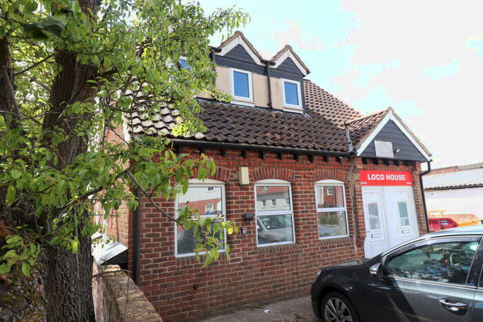 1 Bedroom Maisonette To Rent In Brentwood High Street, CM14
