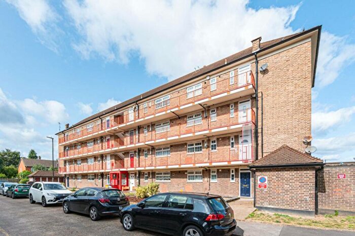 2 Bedroom Flat To Rent In Sussex Road, Mitcham, CR4