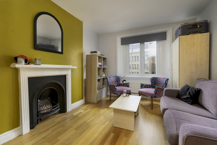 2 Bedroom Apartment To Rent In Islington High Street, London, N1