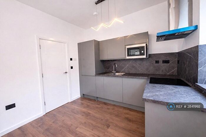 2 Bedroom Flat To Rent In Radio House, Chelmsford, CM1