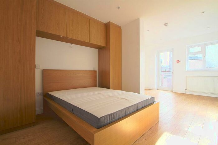 Property To Rent In Tavistock Avenue, Perivale, Greenford, UB6