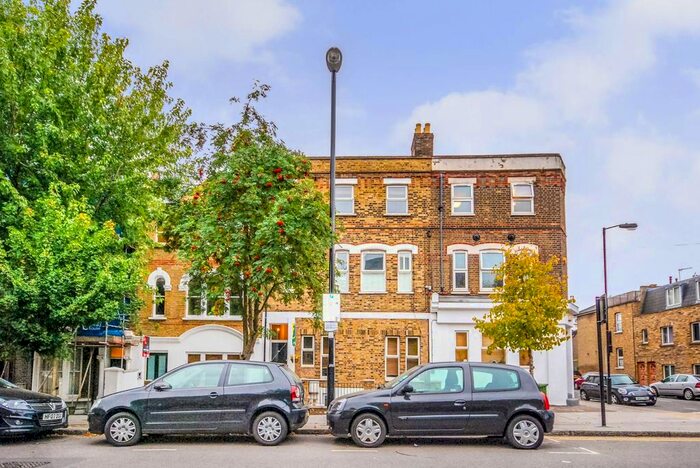 1 Bedroom Flat To Rent In Drayton Park, Highbury, London, N5
