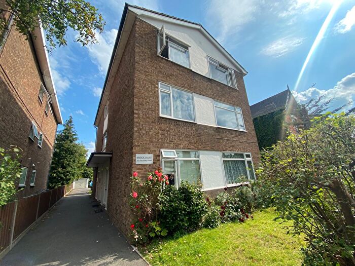 1 Bedroom Flat To Rent In Southey Road, Wimbledon, SW19