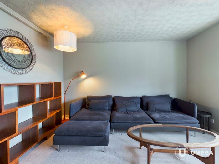 1 Bedroom Flat To Rent In St Leonards Lane, Newington, Edinburgh, EH8