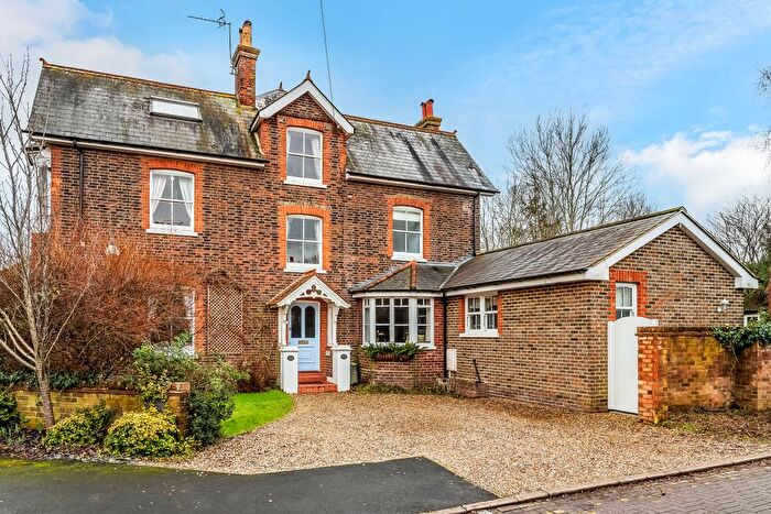 4 Bedroom Semi-Detached House For Sale In Hever Road, Edenbridge, Kent, TN8