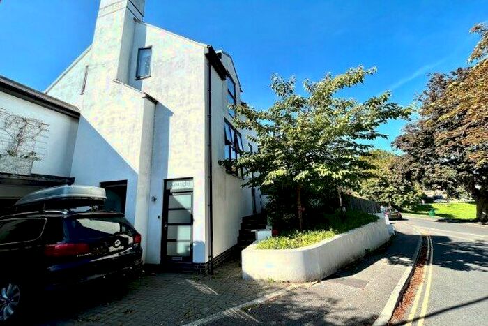 4 Bedroom Property To Rent In South Way, Lewes, BN7