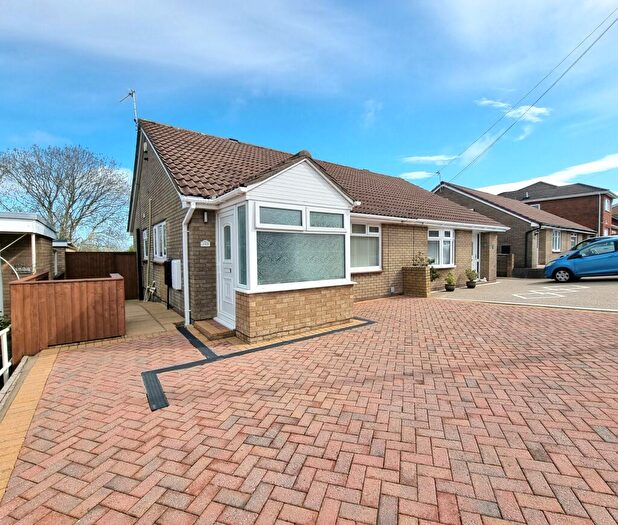 2 Bedroom Semi-Detached Bungalow For Sale In Lakin Drive, Barry, CF62